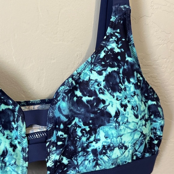 Balance Collection Swim Top - Picture 4 of 6